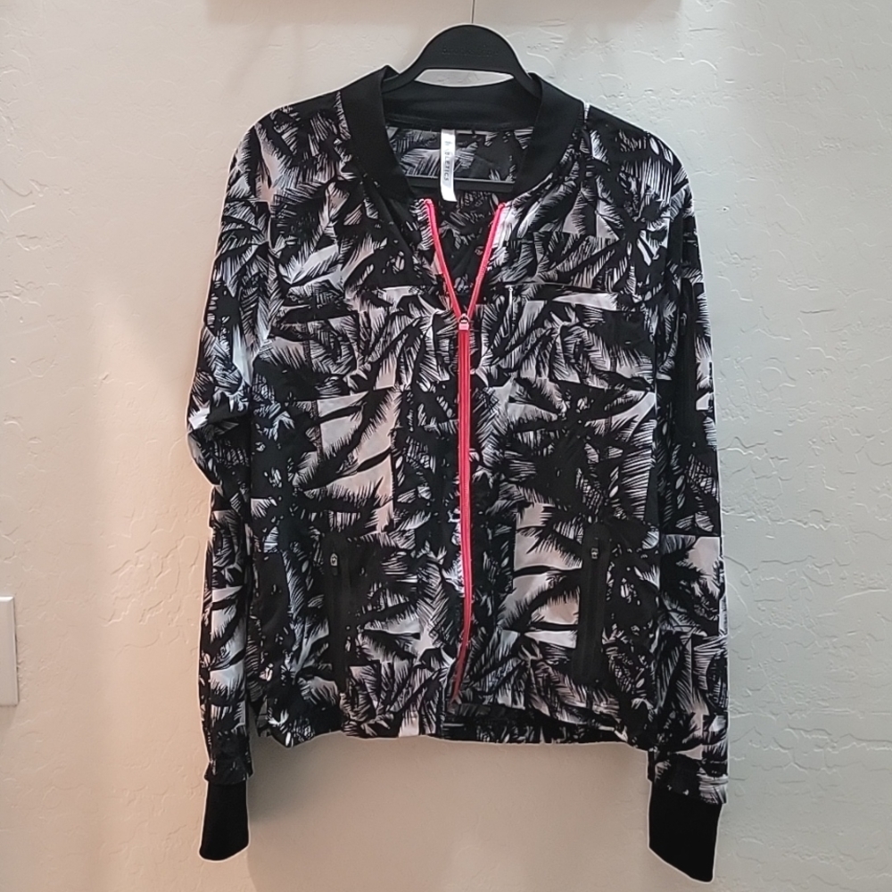 Fabletics Black White  Palm Print Jacket Sz Large